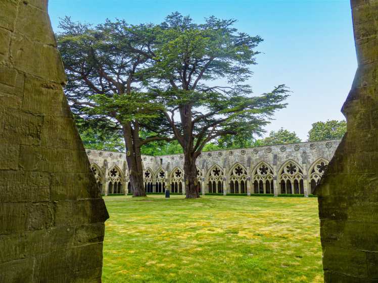 ausflug southampton kreuzfahrt kreuzgang kathedrale salisbury